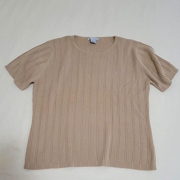 Womens Ribbed Top - Picture 2 of 3